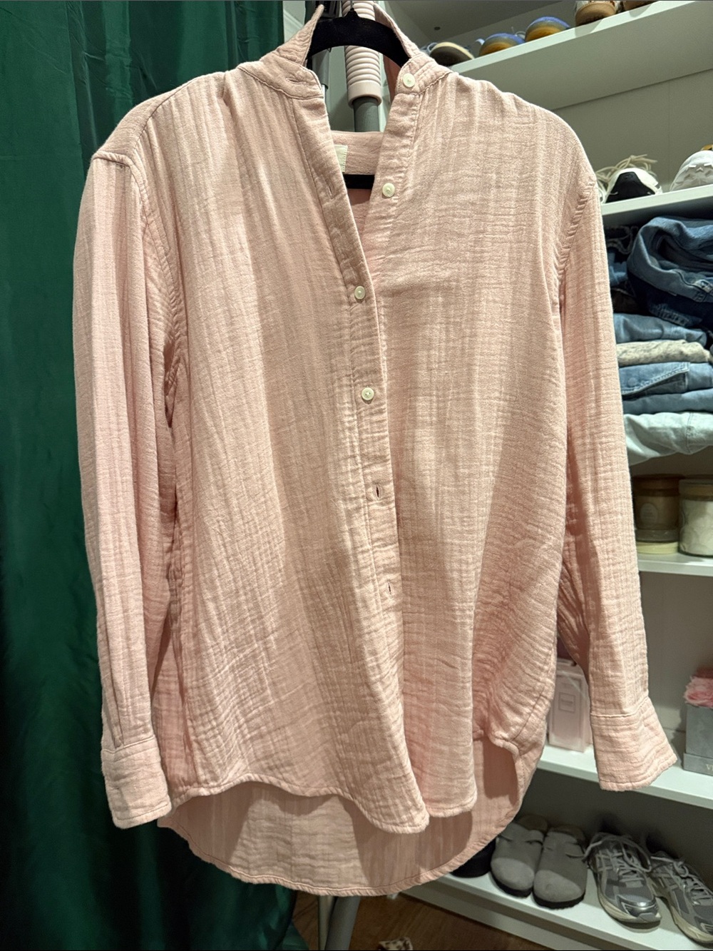 Aritzia Pale Pink Lightweight Button-Front Shirt Jacket